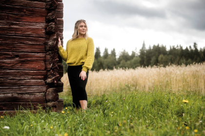 Kajsa - Raglanpullover mit Ballonärmeln