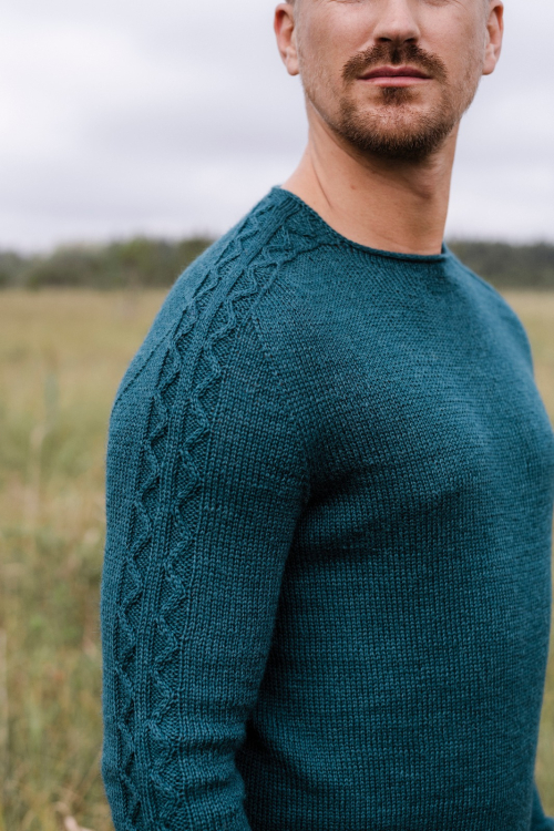 Bergtjärn – Herrenpullover mit Sattelschulter