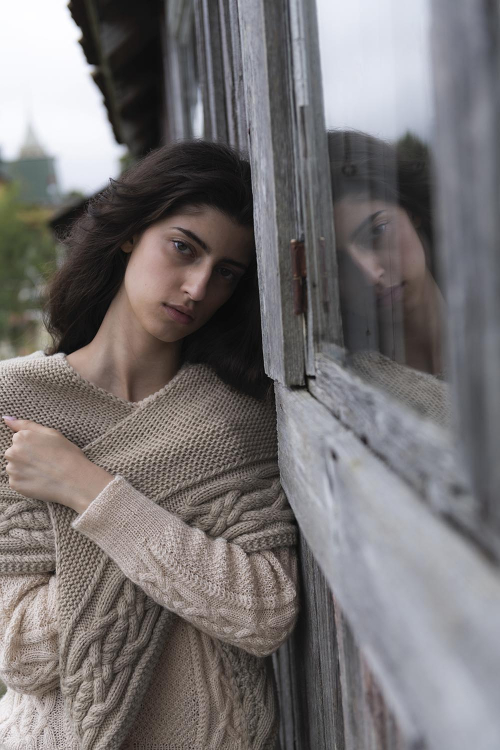 Bränning - Schal mit Zopfmuster